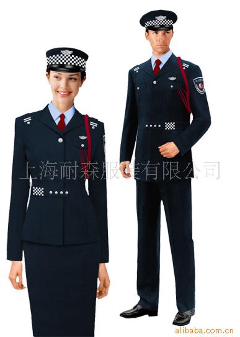 男性衣橱里的时尚密码：选购男装设计指南